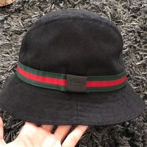 Black Gucci hat